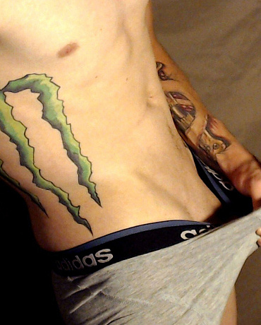 Shaggy Horse Hung Tatted Snowboarder Films Himself